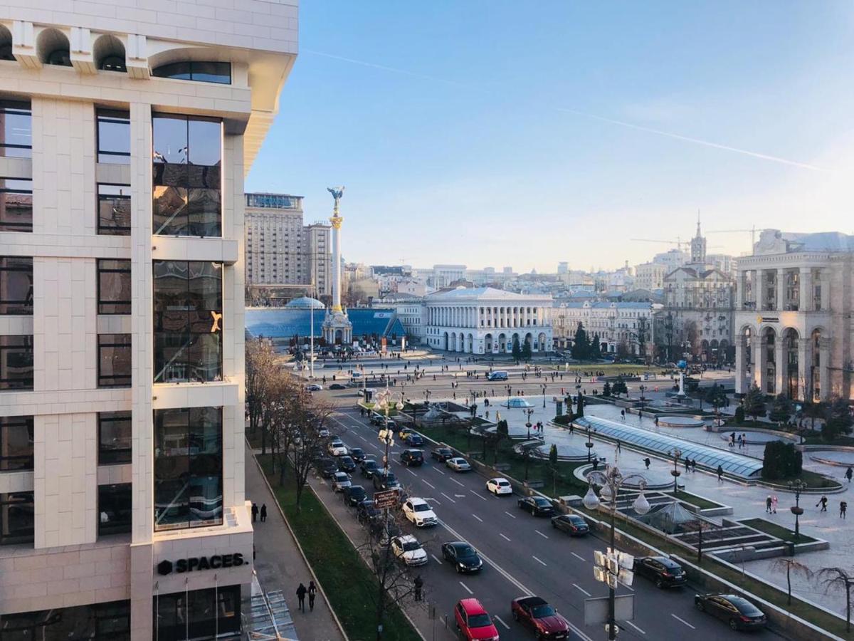 Amazing View Of Maydan! Apartamento Kiev Exterior foto