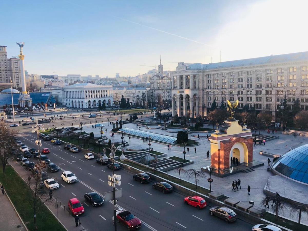 Amazing View Of Maydan! Apartamento Kiev Exterior foto