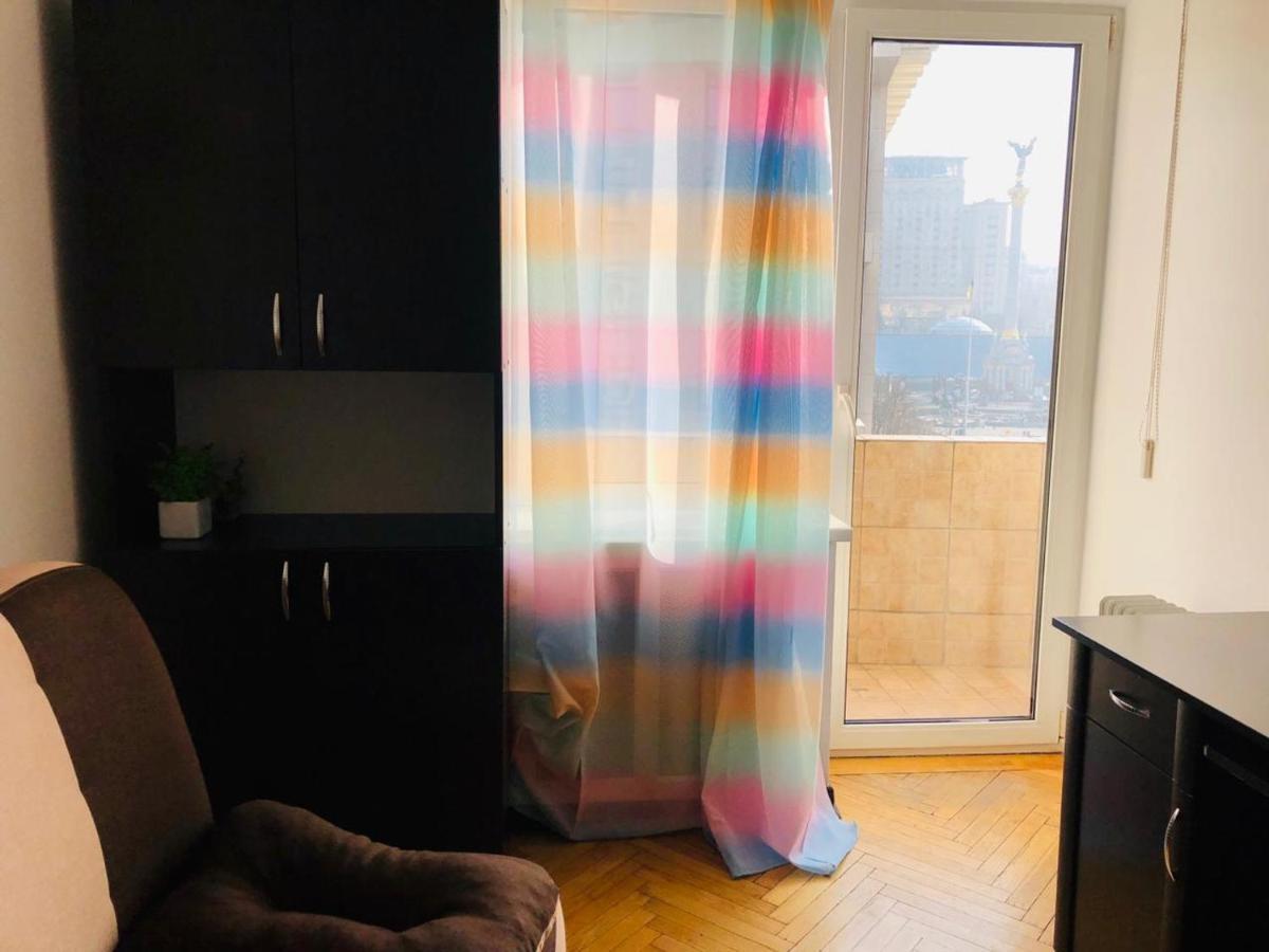 Amazing View Of Maydan! Apartamento Kiev Exterior foto